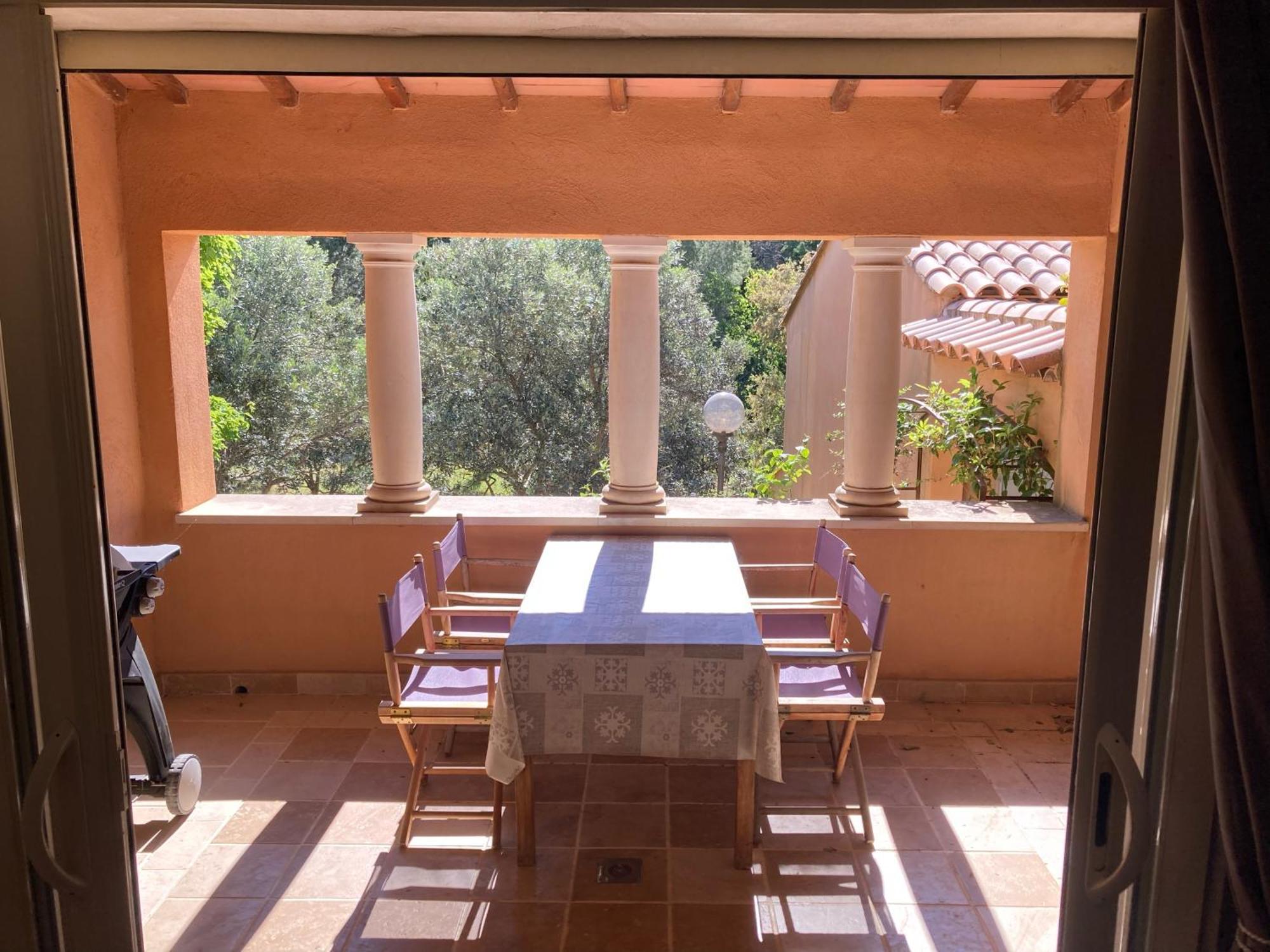 Le Patio Διαμέρισμα Laouque Εξωτερικό φωτογραφία